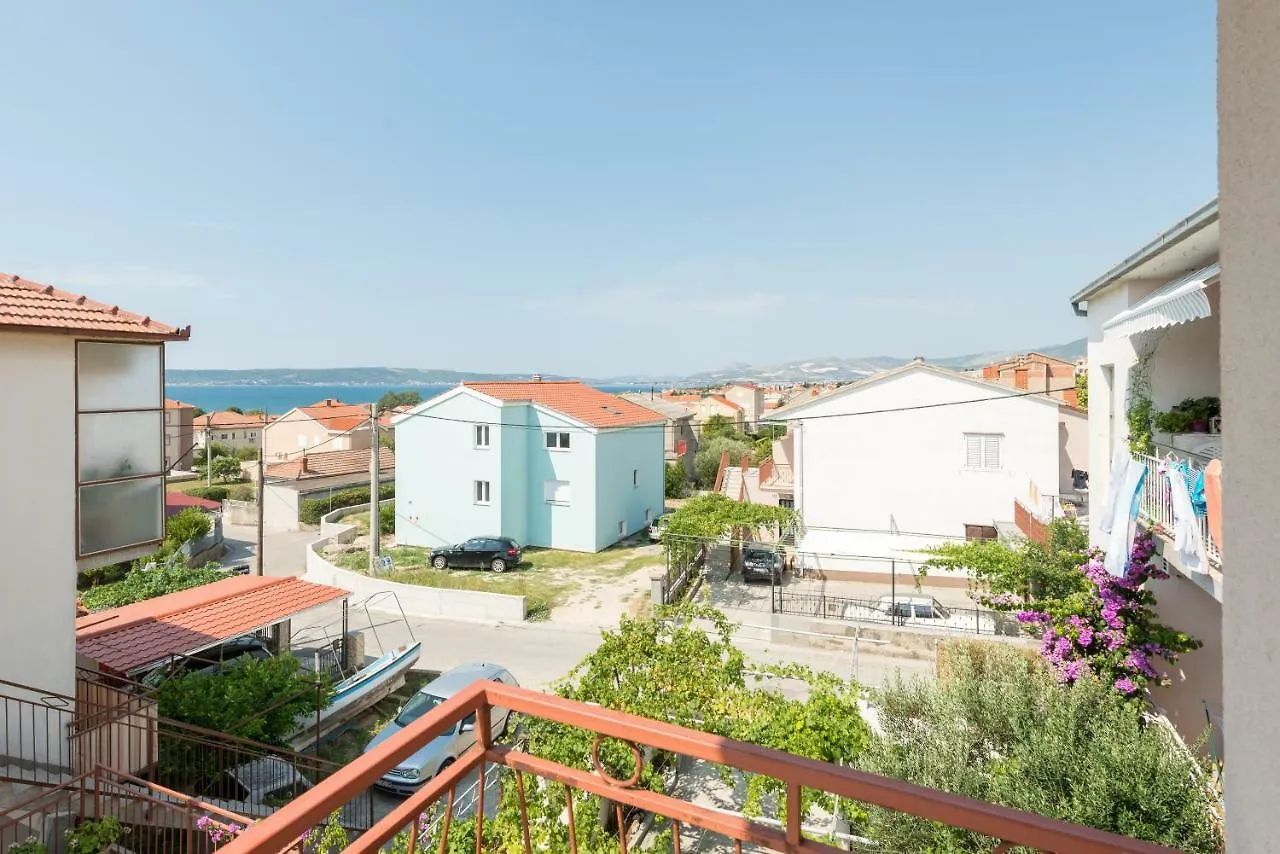 3Bdr Apt Medunac Sea View Free Parking Kastela