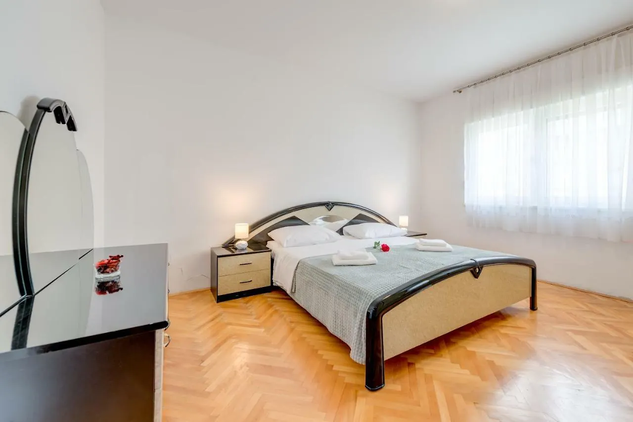 Apartment 3Bdr Apt Medunac Sea View Free Parking Kastela